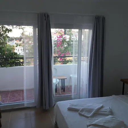 Pataros Hotel